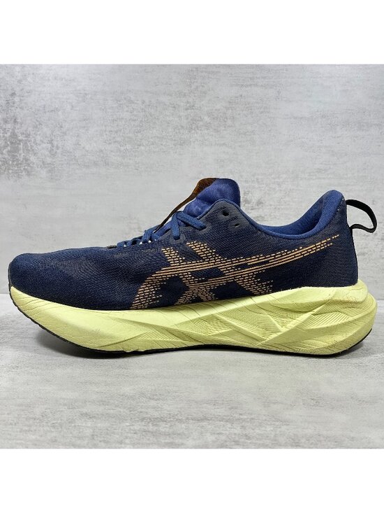 Asics Novablast 5 Running Shoes - Men\'s Size 10.5 - Blue main image 9